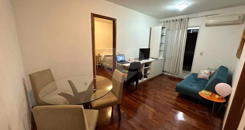 Apartamento reformado e mobiliado 1 dormitório, 1 suíte, 1 vaga em Higienópolis