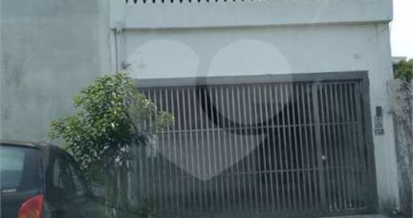 Sobrado vago no Butantã