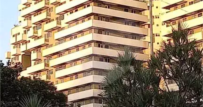 Vende se linda sala comercial com 37m2 em frente metrô paraíso/vl. mariana sp