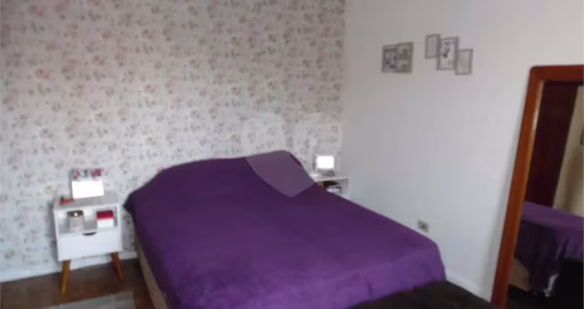 VENDE CASA DE 4 QUARTOS COM 2 SUÍTES, LAREIRA, 3 VAGAS DE GARAGEM NA VILA GUILHERME