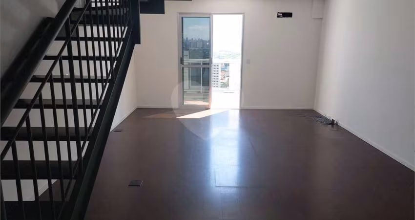 Sala comercial duplex com 85m²
