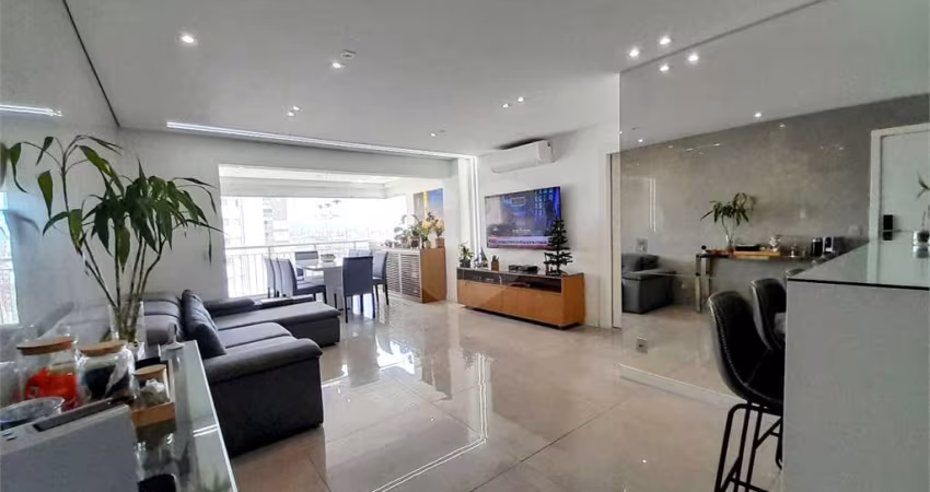 Apartamento novo  na região da Lapa/Água Branca. 103m², 3 quartos sendo uma suíte com closet.