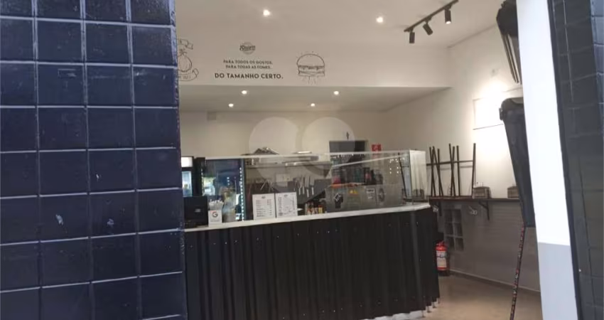 LOJA MAIS UM APARTAMENTO NA ALFREDO PUJOL