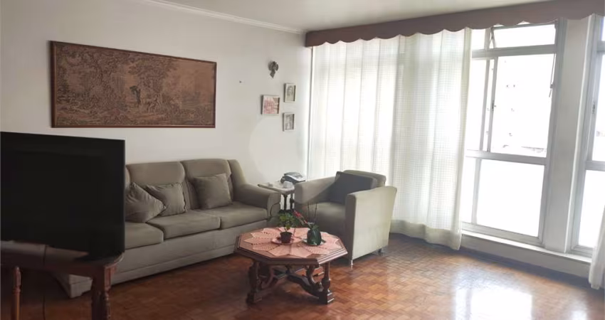 Apartamento amplo em Santana