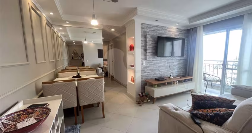 Apartamento com 2 dormitórios e 1 vaga
