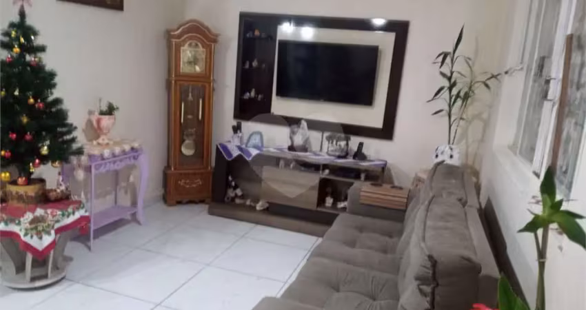 Casa com 5 quartos à venda na Rua Rubiácea, Santana, São Paulo