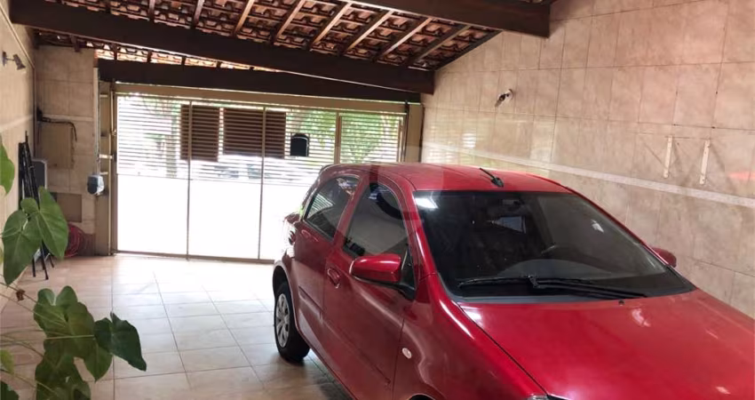 CASA TERREA PARADA INGLESA, 2 DORMITÓRIO, E 1 VAGA DE GARAGEM COBERTA,