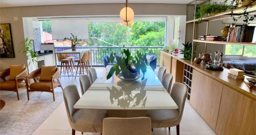 Apartamento à venda em ALTO DE PINHEIROS com 167 m²