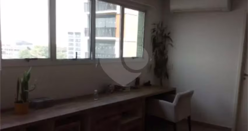 Sala comercial à venda na Rua Voluntários da Pátria, Santana, São Paulo