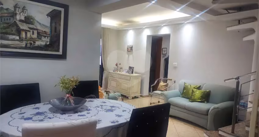 Cobertura duplex 250mts ,  no Bairro Água Fria, com churrasqueira e piscina privativa