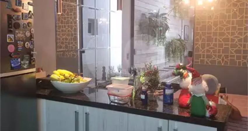 Casa com 3 quartos à venda na Rua Neá, Penha, São Paulo