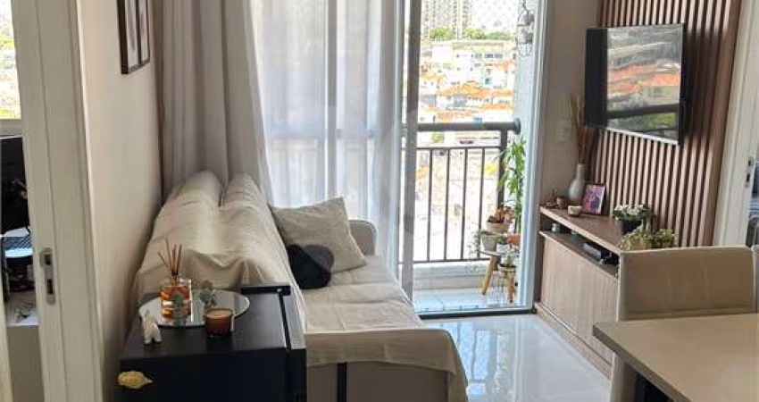 Apartamento 02 dormitorios Vila Invernada