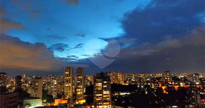 Apartamento com vista espetacular, 3 suítes e 2 vagas em Santana, São Paulo - SP
