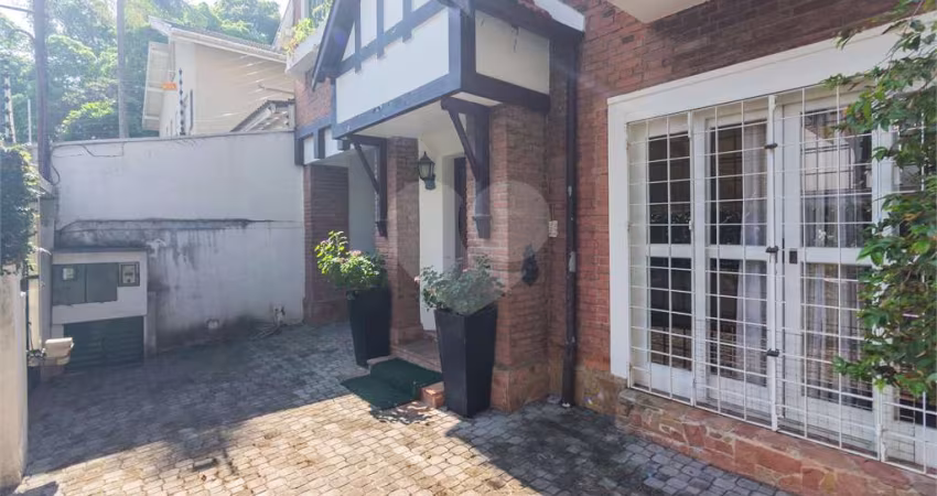 Casa com 260m², 3 quartos no Jardim Europa.