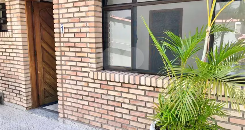 Casa em condomínio fechado com 2 quartos à venda na Rua Antônio Pereira de Sousa, Santana, São Paulo