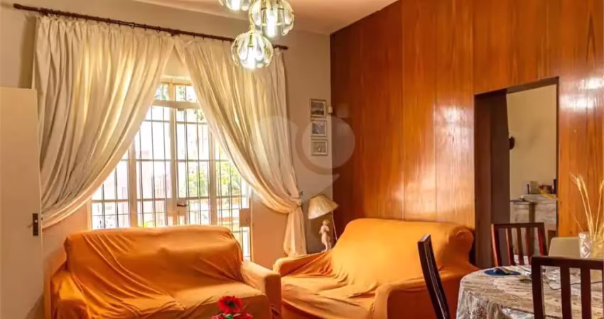Casa com 4 quartos à venda na Rua Mazzini, Aclimação, São Paulo
