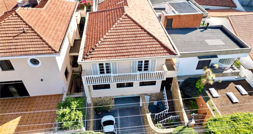 Sobrado a venda no Jardim França, 4 dormitórios, sendo 2 suites, 6 vagas, salão de festas.......