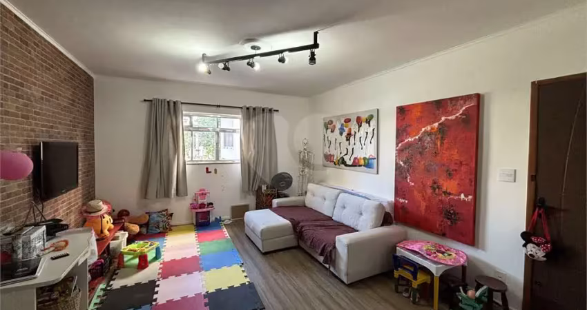 Apartamento com 80 m², distribuídos em 3 dormitórios - locação e venda