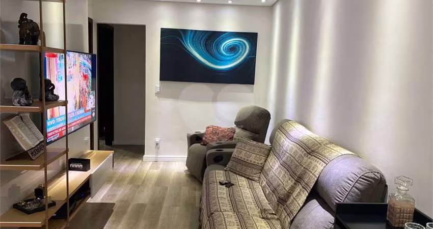 Casa Reformada com 3 Dormitórios e Excelente Área de Lazer