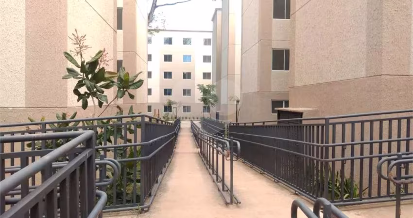 Apartamento com 2 quartos, à venda no bairro Jardim Recanto Verde .