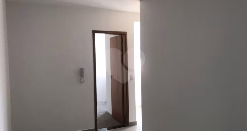 Apartamento, 02 dormitórios, Carandiru!