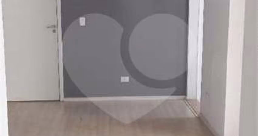 Apartamento com sacada - metrô Tucuruvi - NOVO