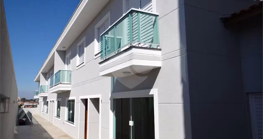 Sobrado a venda em condomínio Fechado com 3 dormitórios sendo 1 suite no Tremembé