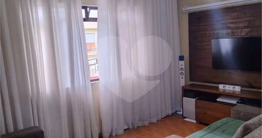 Casa à venda, Parada Inglesa, 3 quartos, garagem, ambientes espaçosos e bem distribuídos!