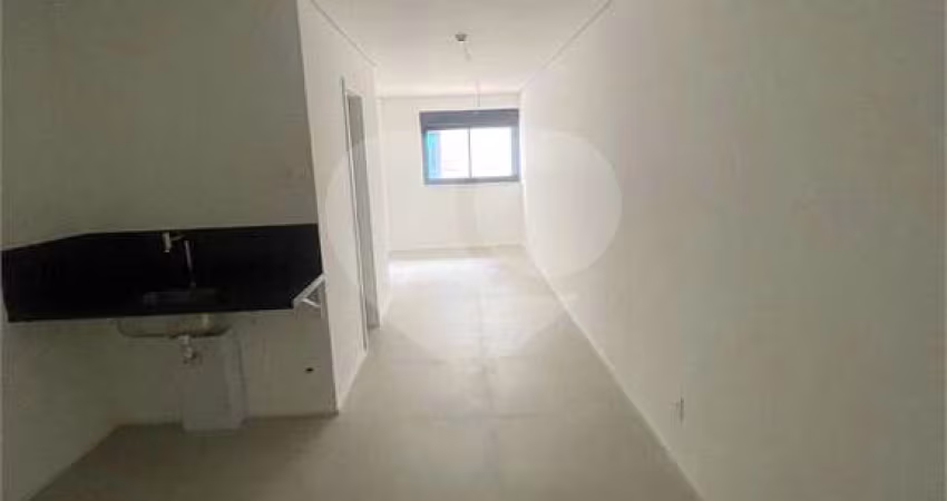 Apartamento de 31 m² - Localização Privilegiada Próximo à Av. Paulista e Metrô