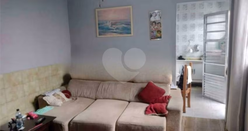 Casa térrea para venda na Santa Teresinha
