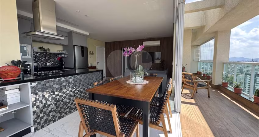 Cobertura com 109 m², com 2 dormitórios, 2 vagas na Santa Terezinha - ZN - SP