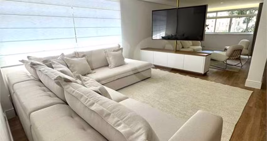 More no melhor do ITAIM-BIBI em um apartamento de cinema! - PORTEIRA FECHADA