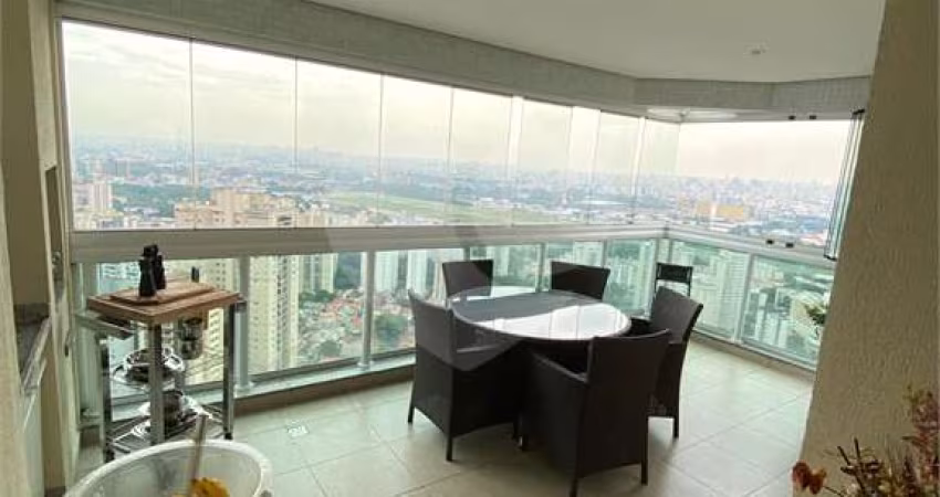 Belíssimo Apartamento em um dos edifícios mais cobiçados da Zona Norte: o Platô Santana