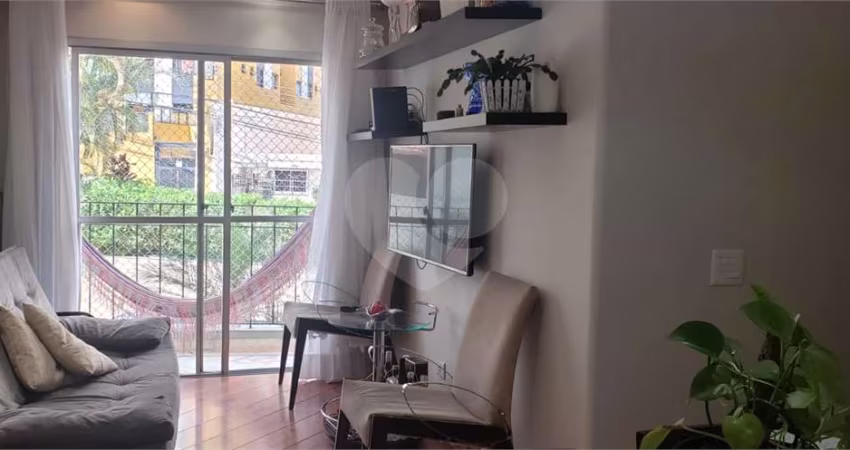 Apartamento à venda | 60 m² | 2 Dormitórios | 01 Vaga no bairro Santa Teresinha!