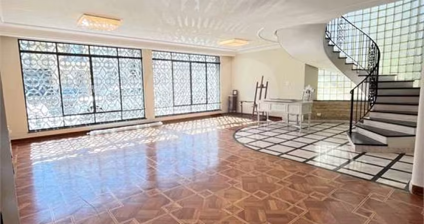 Casa com 4 quartos à venda na Rua Paderewsky, Santana, São Paulo
