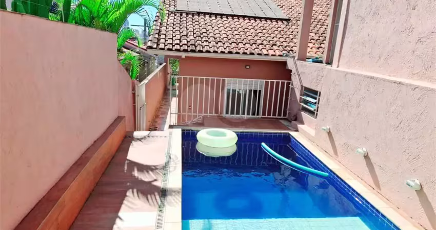 Casa com 3 quartos à venda na Rua Doutor Alcides Prestes, Água Fria, São Paulo