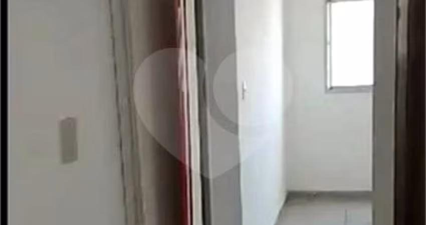 Apartamento na Liberdade para venda
