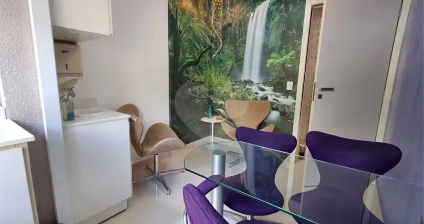Sala comercial à venda na Rua Oscar Freire, Pinheiros, São Paulo