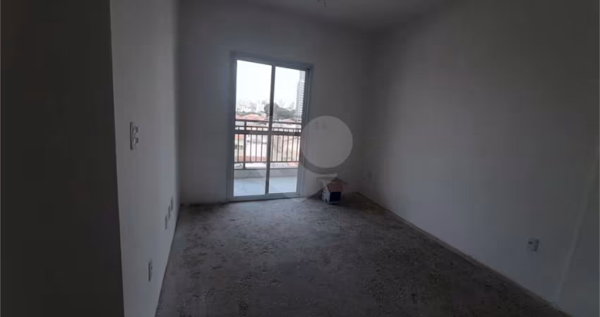 Apartamento Tucuruvi 54,25m2, 2 quartos, sala, varanda, cozinha, banheiro, área de serviço e 1 vaga
