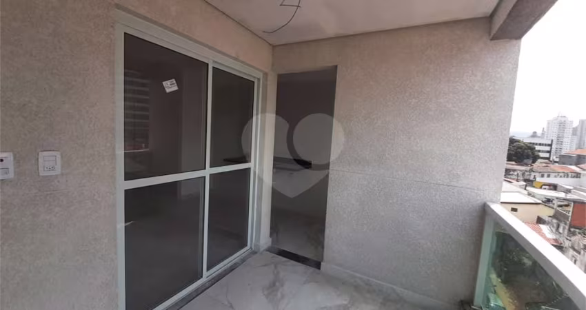 Apartamento com 63,70m2, 2 quartos, sala, varanda, cozinha, banheiro, área de serviço e 1 vaga