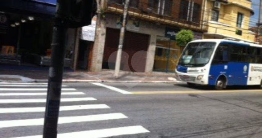 SALÃO COMERCIAL VÃO LIVRE, EM SANTANA - AVENIDA MOVIMENTADA, COM 2 BANHEIROS,