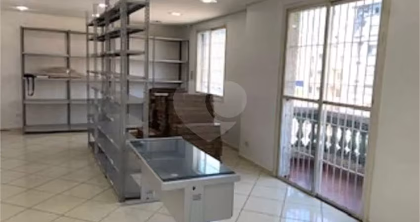 Sala comercial para alugar na Avenida Rio Branco, Barra Funda, São Paulo