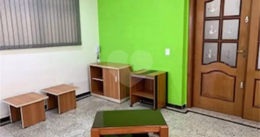 Sala comercial para alugar na Avenida Rio Branco, Barra Funda, São Paulo