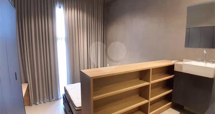 Apartamento-São Paulo-PINHEIROS | Ref.: REO817029