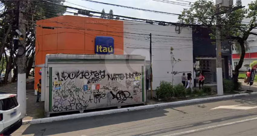 Ponto comercial para alugar na Rua Voluntários da Pátria, Santana, São Paulo