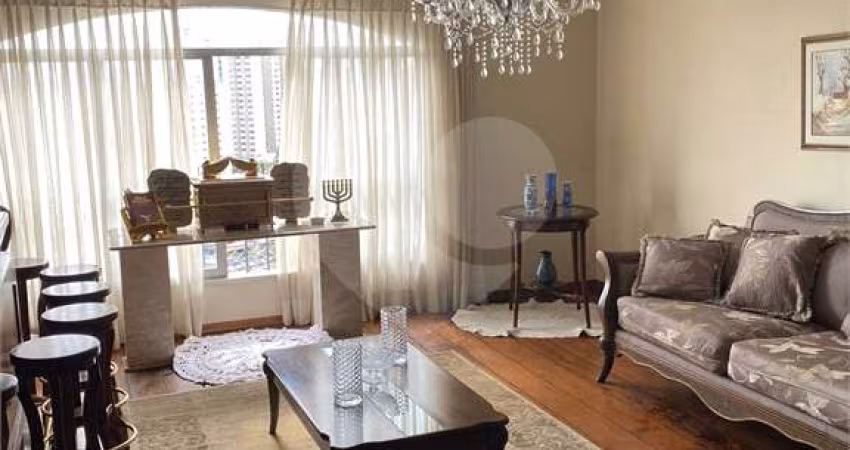 Apartamento a venda no Real Parque- Elegância em Cada Detalhe!