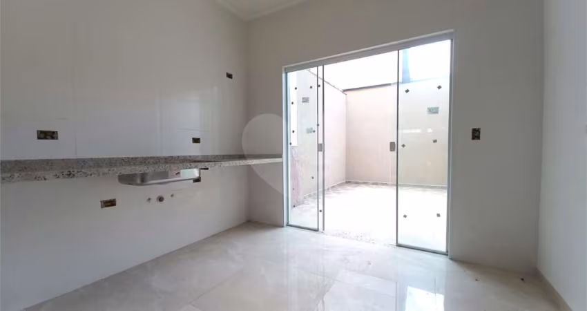 Sobrado Novo para locação com 3 Suítes na Vila Medeiros – Próximo ao Metrô Tucuruvi!