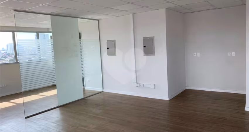 SALAS COMERCIAL AV: GUILHERME COTCHING