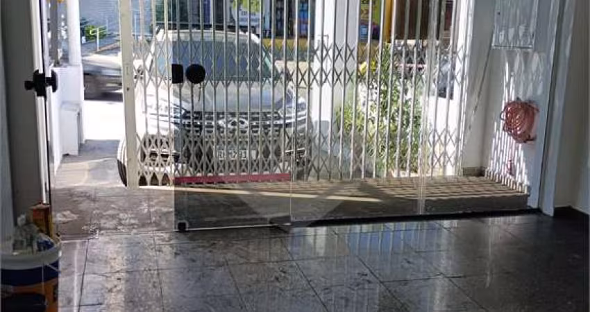 Casa comercial para alugar na Avenida Água Fria, 69, Santana, São Paulo