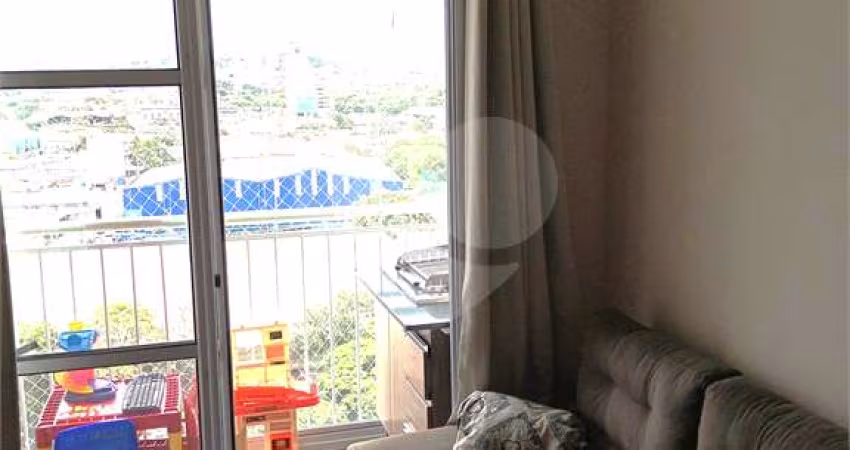 Apartamento de 2 dormitórios a venda na Vila Guilherme com 54m